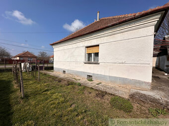 Pekný zachovalý rodinný dom na trvalé bývanie alebo chalup - 3