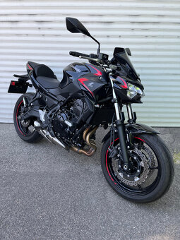 Kawasaki Z650 - 3