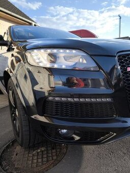 Audi Q7 3.0 TDI 176kw S-line,6 A/T 7miestna - 3
