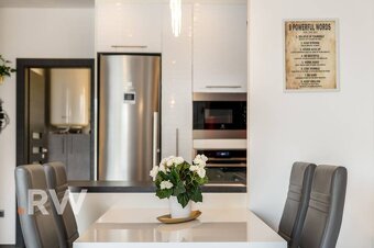 RODINNÉ BÝVANIE - 3 izb. 71 m2 - 2x BALKÓN - PARKING - Prieh - 3