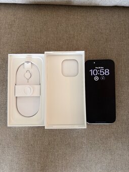 Iphone 16 Pro 265 GB Šedý - 3