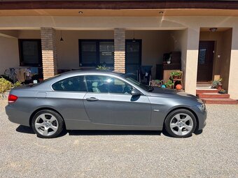 Bmw 3 coupe 320i E92 125kw - 3