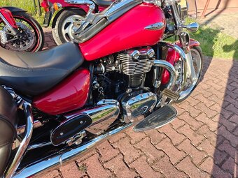 Triumph Thunderbird SE 1600 - 3