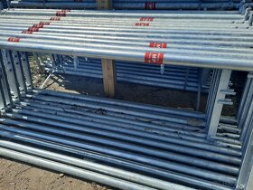 Predám 76,80 m2 nepoužité lešenie model Plettac - 3