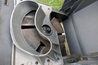Predám nožový záhradný drvič 2500W - 3