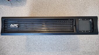 UPS APC 19" 1000 VA - 3