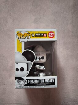 Funko Pop Mickey Mouse - 3