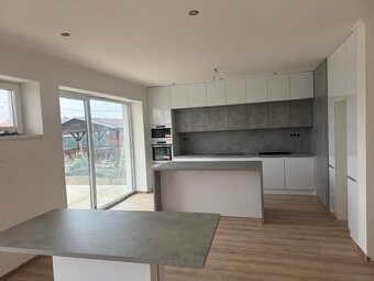 Na predaj novostavba v obci Dvory nad Žitavou - 3