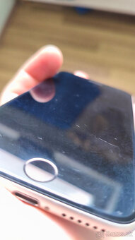 iPhone SE 3rd Gen 2022 - 3