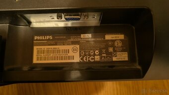 Predám zachovalý phillips monitor - 3