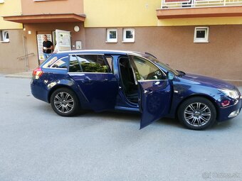 Opel insignia st combi - 3