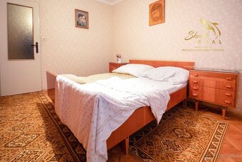 2 IZBOVÝ BYT S BALKÓNOM - VÝBORNÁ LOKALITA - 3