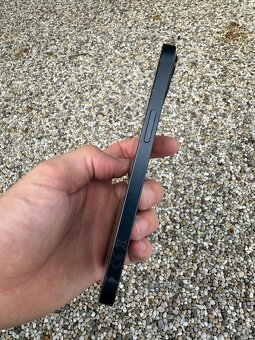iPhone 13 - 3