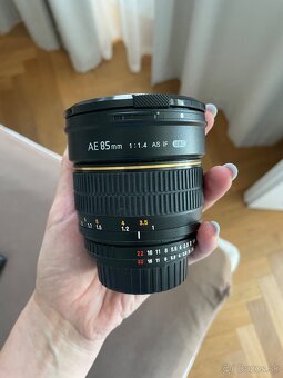 Samyang 85mm - 3