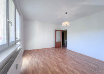 Na predaj 2-izbový byt s balkónom v Trenčíne - Juh I - 3