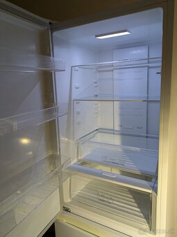 Chladnička s mrazničkou kombinovaná Gorenje n619eaw4 - 3
