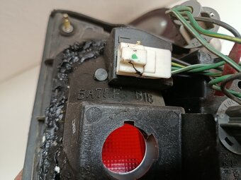 zadne svetla fiat almera n15 40€ - 3