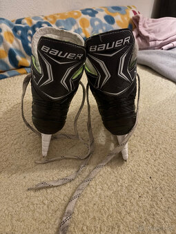 Hokejove korcule Bauer XLS Junior 2 - 3