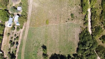 Exkluzívne APEX reality pozemok 2464 m2 na výstavbu chaty - 3