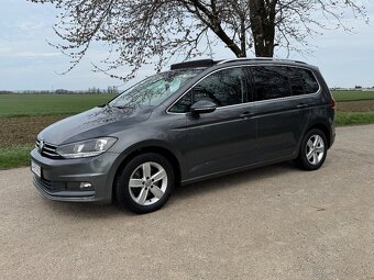 Volkswagen Touran model 2019 7 miestny - 3