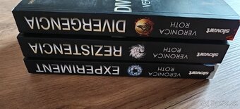 Veronica Roth - séria Divergencia - 3