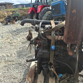 Motor Zetor 77 - 3
