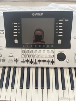 Yamaha Tyros 3 - 3