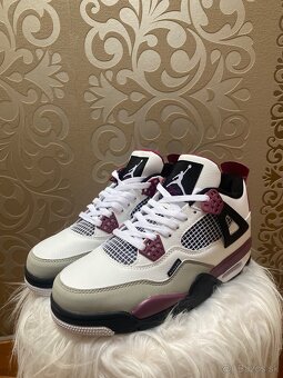 Air Jordan 4 - 3