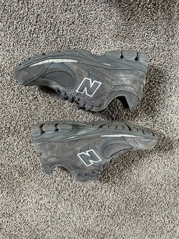 New Balance 2002R - 3