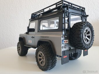 RC model Land Rover 1:16 4x4 plne osvetlený - 3