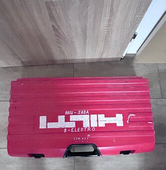 Hilti -sada akumulátoroveho ručneho náradia - 3