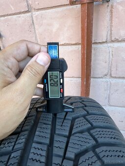 Zimne pneu 205/60 R16 na diskoch 5x114,3 - 3