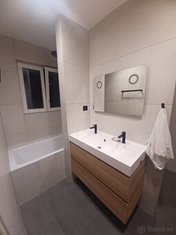 Prenajmem zrekonštruovaný 2-izbový byt v centra mesta - 3