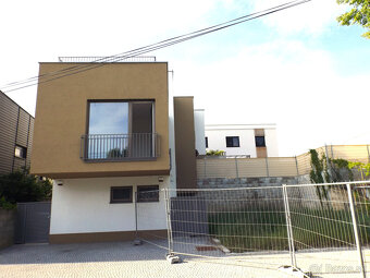 SENEC – SLNEČNÉ JAZERÁ JUH – NA PREDAJ – novostavba 3 izbové - 3