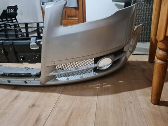 Predný nárazník Audi A4 B7 - 3