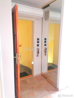 Mezonetový apartmán pri námestí, IHNEĎ VOĽNÝ - 3