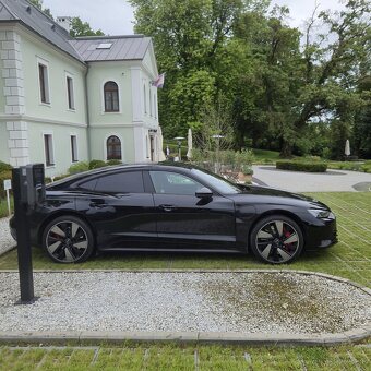 Audi etron GT RS 39000km 2022/23 v záruke DPH - 3