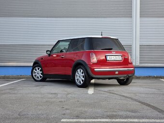 🏁 Mini Cooper 1.6i (85kW) – Štýlovka v 🔝 stave - 3