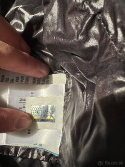 Moncler bunda s kozusinovou ciapkou - 3