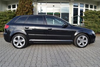 AUDI A3 2.0 TDI, R. 2011, TEMPOMAT, ELEKTRÓNY R17, BIXENÓNY - 3