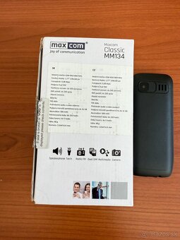 Mobilny telefon Maxcom - 3