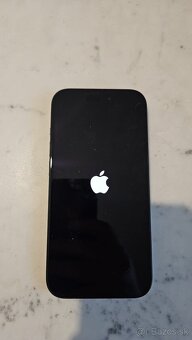 iPhone 15 128GB Black - Top stav, 99% batéria, v záruke - 3