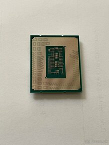 Intel Core i7-12700K - 3