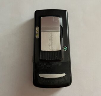Sony Ericsson K750i - 3
