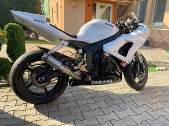 Okruhovka Yamaha R6 - 3