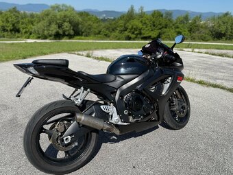 Suzuki gsxr 750 - 3