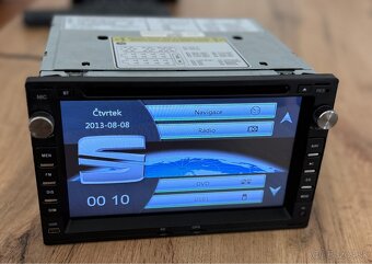Autorádio 2DIN - 7” dotykový display - 3