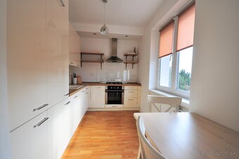 Klimatizovaný útulný 2-izb byt na skok k Štrkoveckému jazeru - 3