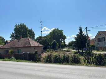 Predám starý rodinný dom s pozemkom v obci Diakovce - 3