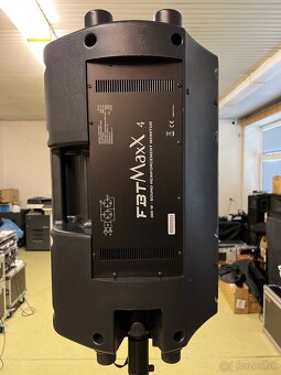 12" FBT MaxX4 s poťahmi FBT 300/600W - 3